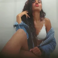 chocolatebrunette's Profile Pic