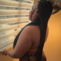 Canela__hot Adlı Modelin Avatarı