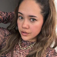 urdreamgiirlmia's Profile Pic