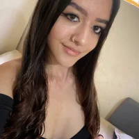 Violeta_Gracee's Avatar Pic