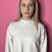 LynnEmley's Profile Pic