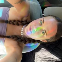 XXX chat uživo modela maggiemakesyou