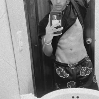 Slika avatara modela YouDemon
