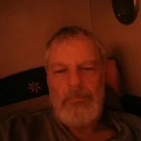 صورة الملف الشخصي لـ Looking53