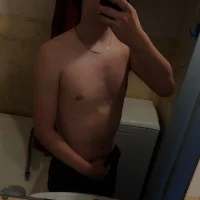 Sweet_boy231's Profile Pic