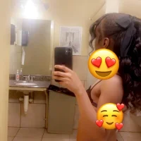 ArielJones21's Profile Pic