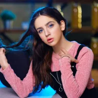 CleoWest's Profile Pic