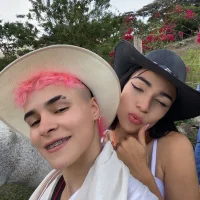 AlexaAmelia 的个人资料图片