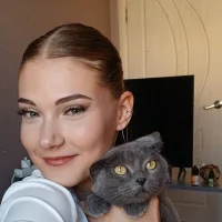 Emily_Cesoni Avatarbild