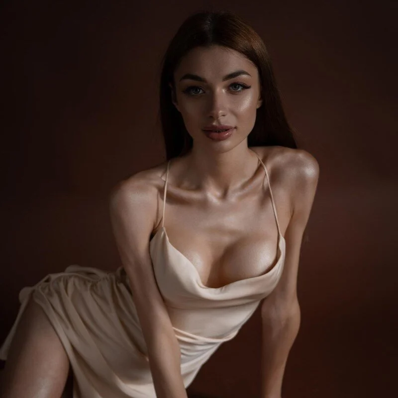 AngelinaWett