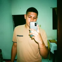 Lozano_777 webcam