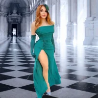 NinaRabbit's Avatar Pic