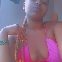 lilfreakie's Profile Pic