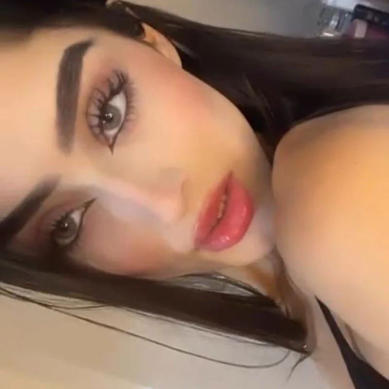 vitoriia__ profile photo