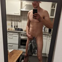 KOMANDIERE-MICH Offline Chatrum