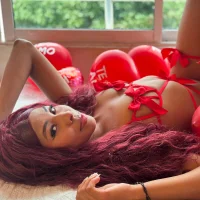 Slika avatara modela Leslie21_