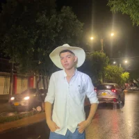 รูปโปรไฟล์ของ latiinoblanco