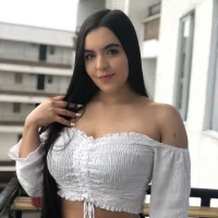 amber_xoxo11's Profile Pic