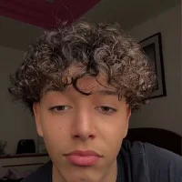 moira_xzのプロフィール写真