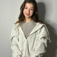 รูปโปรไฟล์ของ LeticiaTower