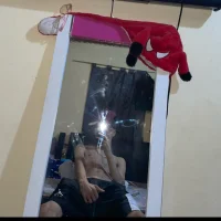 erney_hot's Avatar Pic