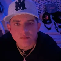 Shuracapricprnio's Profile Pic