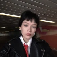 DeliaDowman's Profile Pic