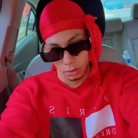 elloco_24's Profile Pic