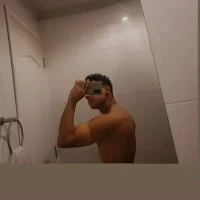 Alejolopez171's Profile Pic
