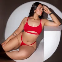 AmaraValenti webcam model