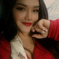 Lunarose_sweet এর প্রোফাইল ছবি
