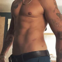 selfslinky's Profile Pic
