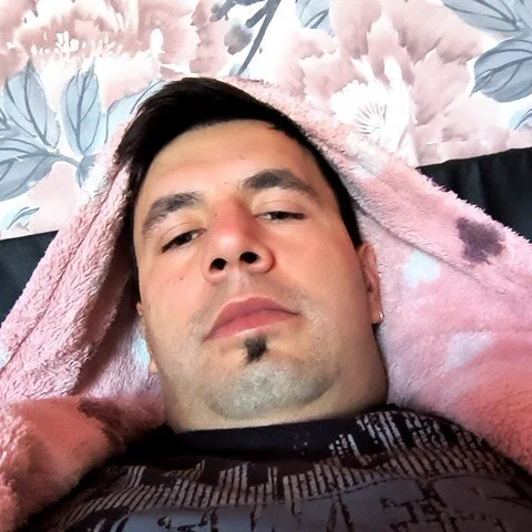 Alexutz21 profile photo