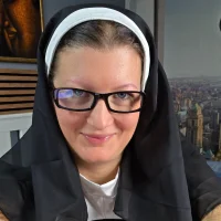 Analimado18's Avatar Photo