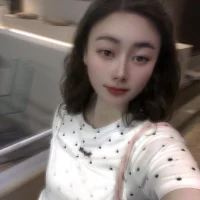 SUIIYS21hh এর প্রোফাইল ছবি