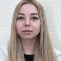 LynnePage's Profile Pic