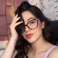 ArianaFranco Adlı Modelin Avatarı