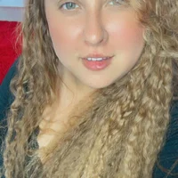 meli_22's Profile Pic