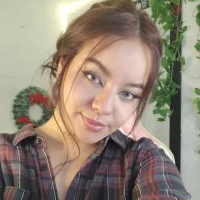 Mia_3's Profile Pic