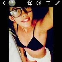 izabel_goular's Profile Pic