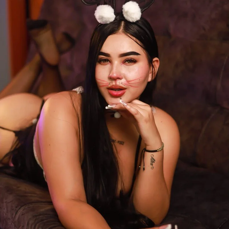 IvvonyMonroe