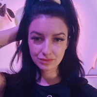 Nanthaliene's Profile Pic