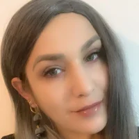 EvelineEla এর প্রোফাইল ছবি