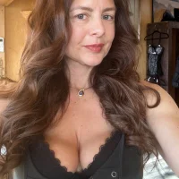 KimberFaySantana এর প্রোফাইল ছবি