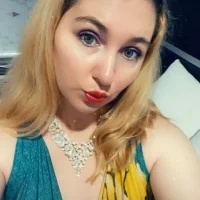 Skarlett_Ivy's Avatar Photo