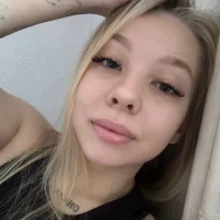 dinaclose's Profile Pic