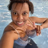 Charming_Eve's Avatar Pic