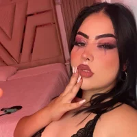 Emberrvelvet's Avatar Pic