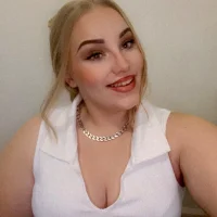 Bonnie-Blondie's Profile Pic