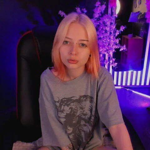 PetiteLia_